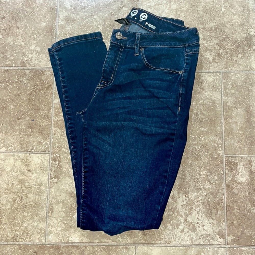 Dark-wash Jeans💙